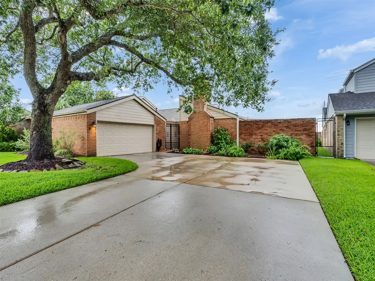 2362 College Green Drive, Houston, TX 77058 - #1