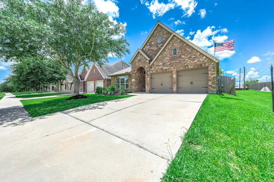 3318 Primrose Canyon Lane, Pearland, TX 77584 - #2