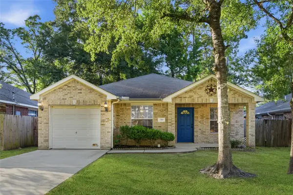 1707 Longview Street, Conroe, TX 77301