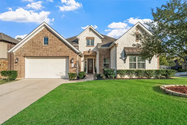 1002 Highclere Holly Court, Conroe, TX 77384