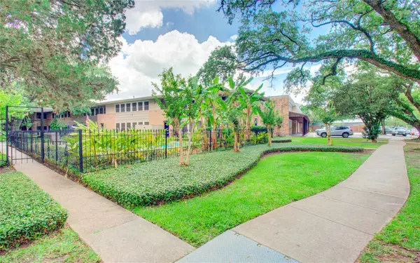 4020 Blue Bonnet Boulevard #E, Houston, TX 77025