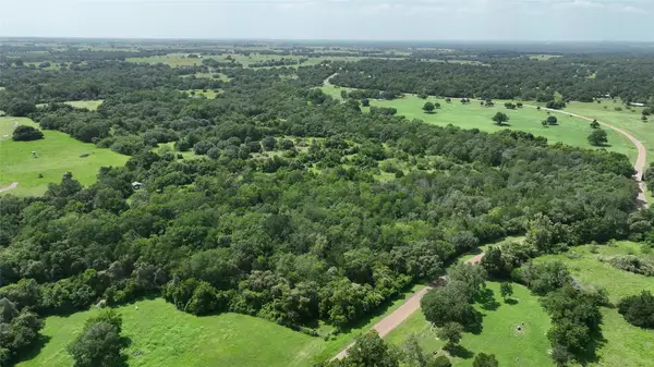 1359 County Road 208, Weimar, TX 78962