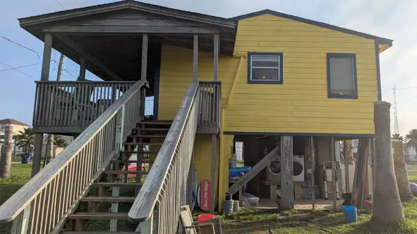 314 Oyster Street, Surfside Beach, TX 77541