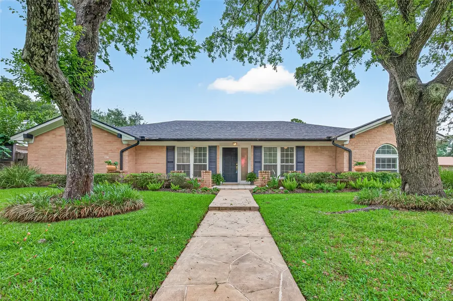 3031 Broadmoor Drive, Sugar Land, TX 77478 - #2
