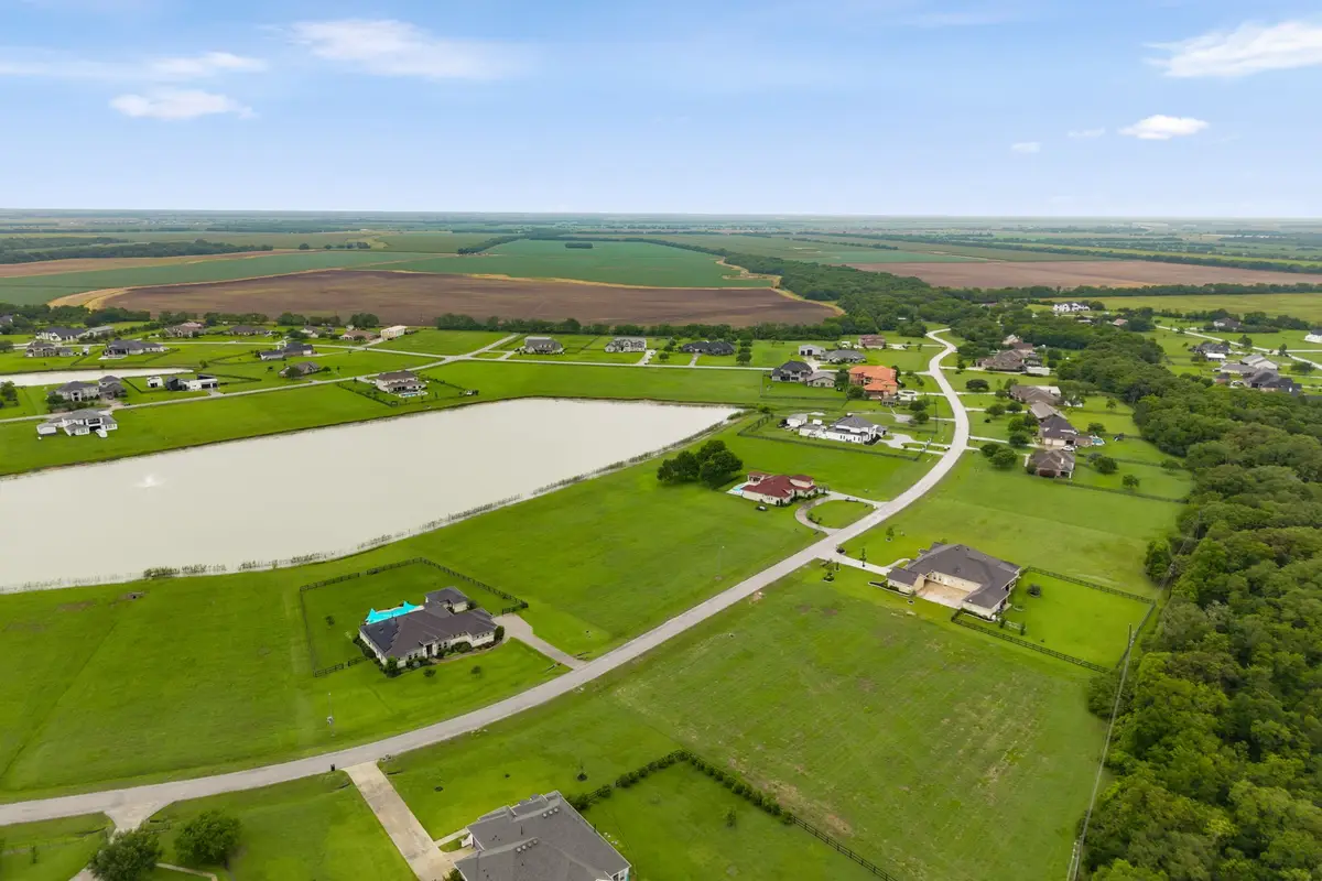 5618 Brazos Lakes Drive, Richmond, TX 77469 - #1