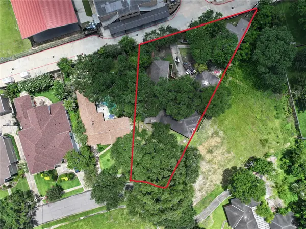 5019 Grape Street, Houston, TX 77096