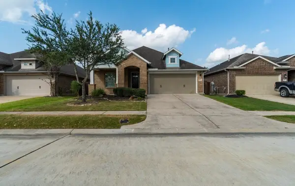 9615 Spring Court, Iowa Colony, TX 77583