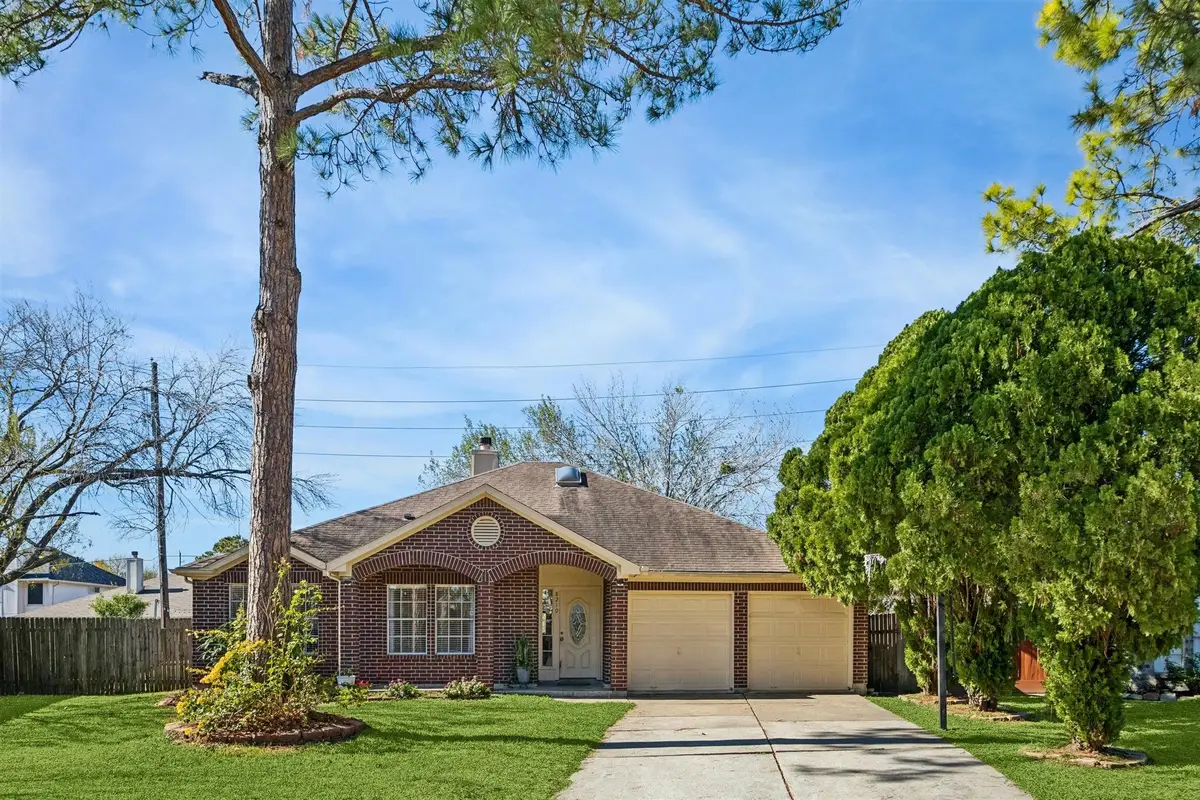 8210 Alabaster Drive, Houston, TX 77083 - Image #1