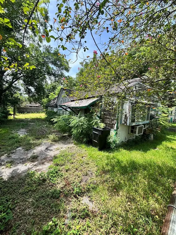 7312 Victoria Street, Houston, TX 77020