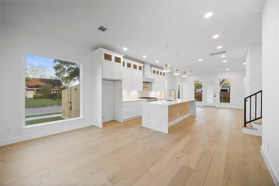 8646 Alcott Drive, Houston, TX 77080 - #3