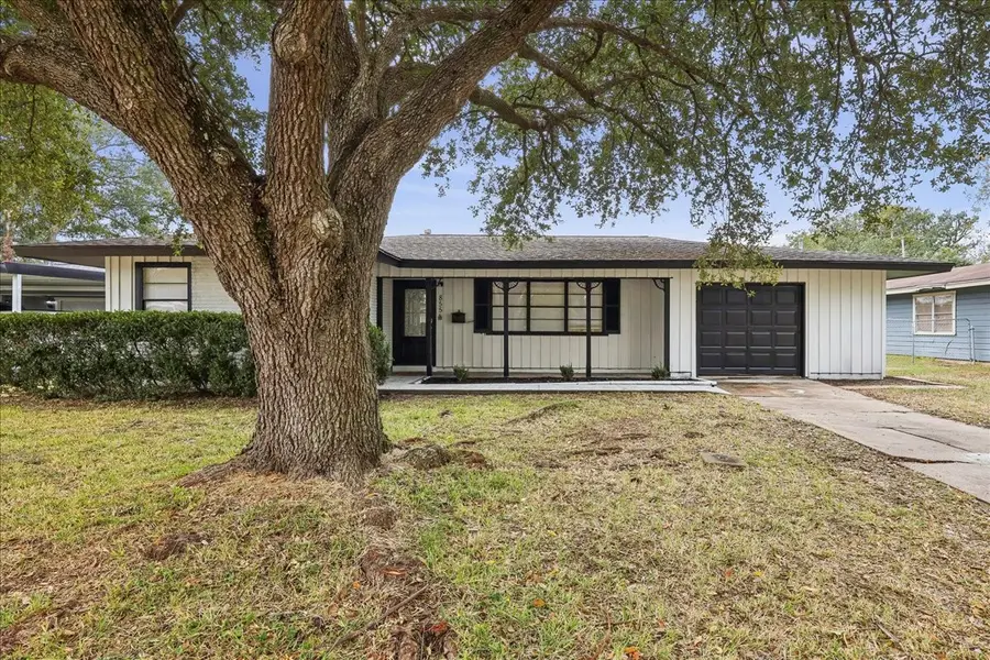 855 Carolina, Bridge City, TX 77611 - Image #3