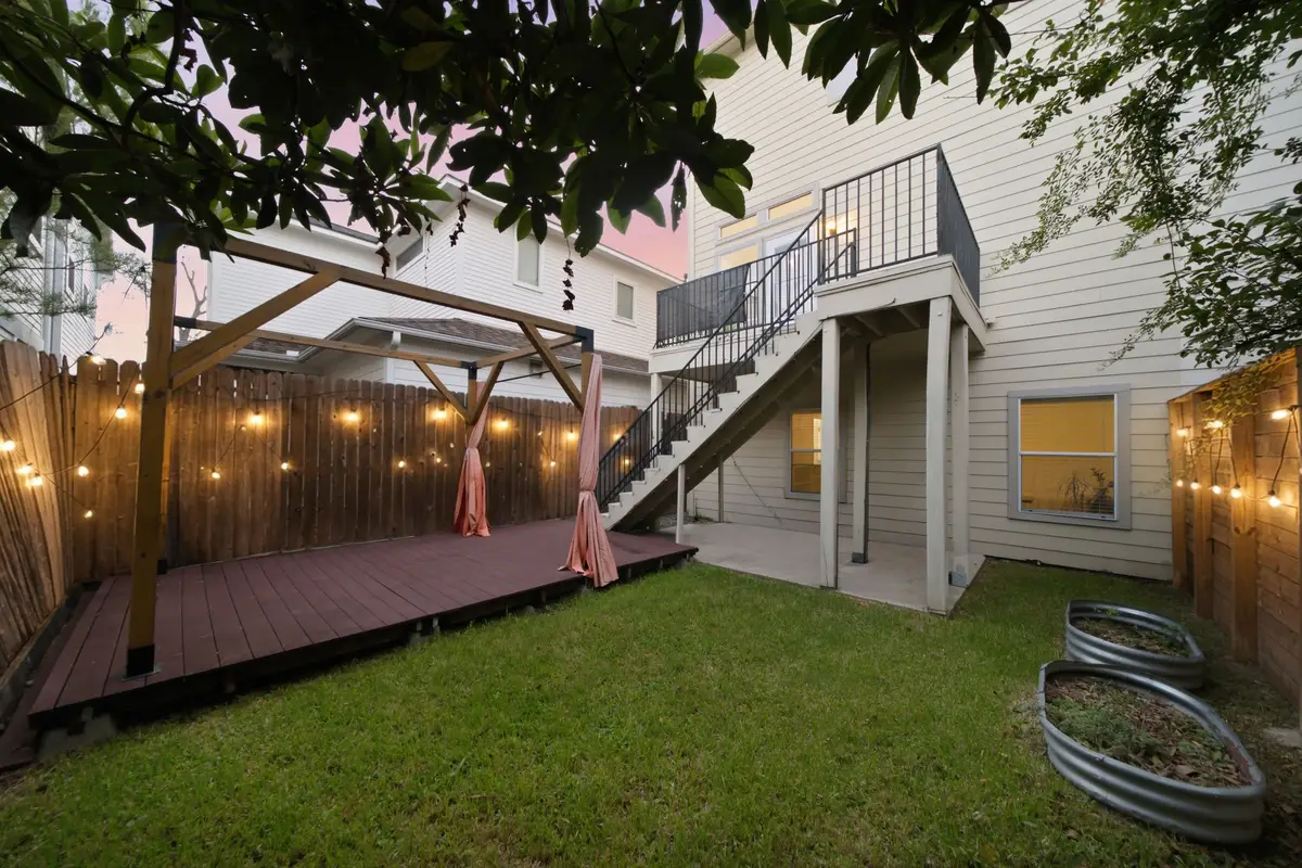 907 Lawrence Street, Houston, TX 77008 - #1