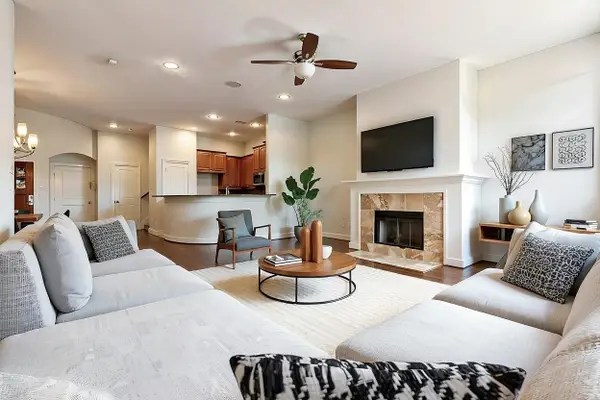 5166 Oasis Park, Houston, TX 77021