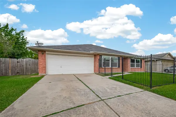 1010 Twisted Elm Court, Houston, TX 77038