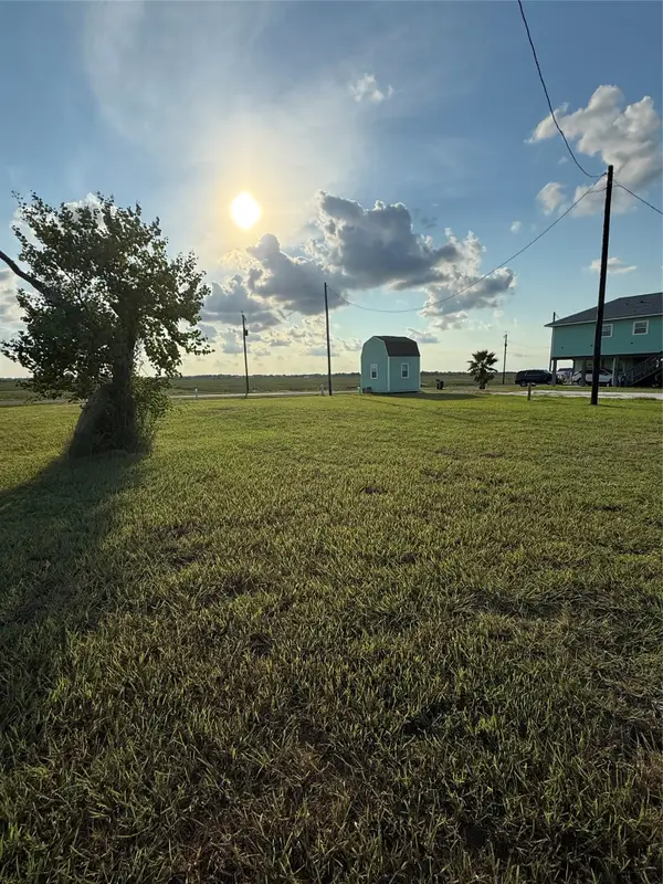 LOT 132 County Road 299 Heron N, Sargent, TX 77414