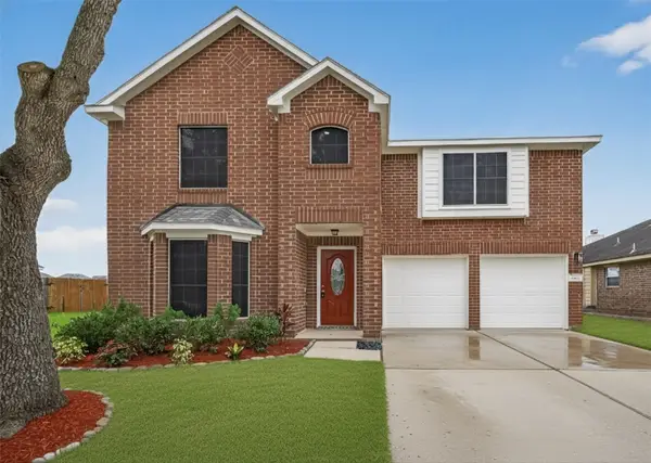 2422 Hawthorne Brook Lane, Fresno, TX 77545