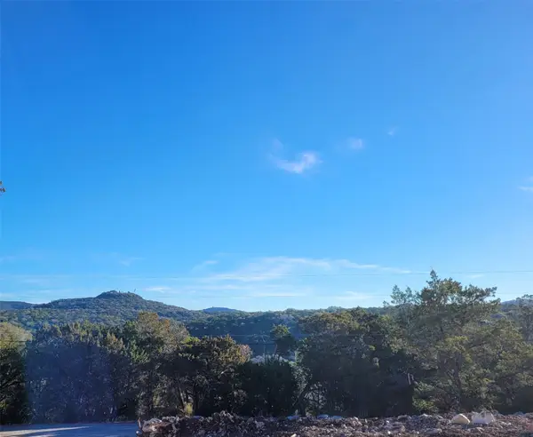 399 Canyon Creek Creek, Canyon Lake, TX 78133