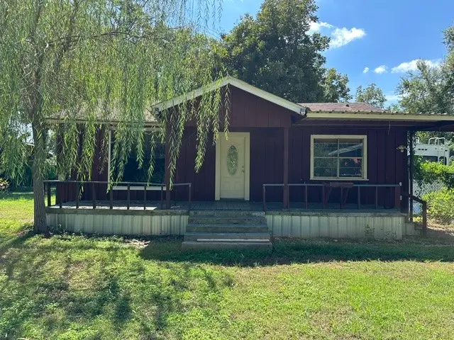 809 E Clark Avenue, Crockett, TX 75835 - #1