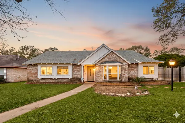 9707 Rocktree Drive, Houston, TX 77040