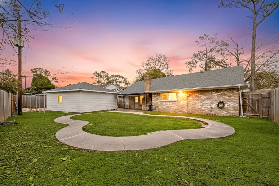 9707 Rocktree Drive, Houston, TX 77040 - Image #2