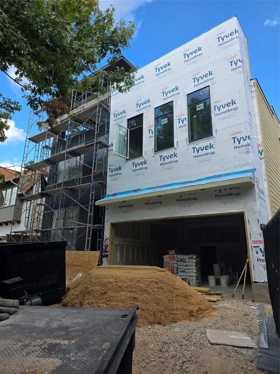 2210 Bartlett Street, Houston, TX 77098 - Image #3