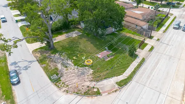 9905 Fulton Street, Houston, TX 77076