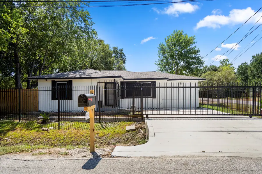 5202 Denmark Street, Houston, TX 77016 - #2