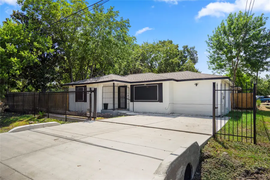 5202 Denmark Street, Houston, TX 77016 - #3