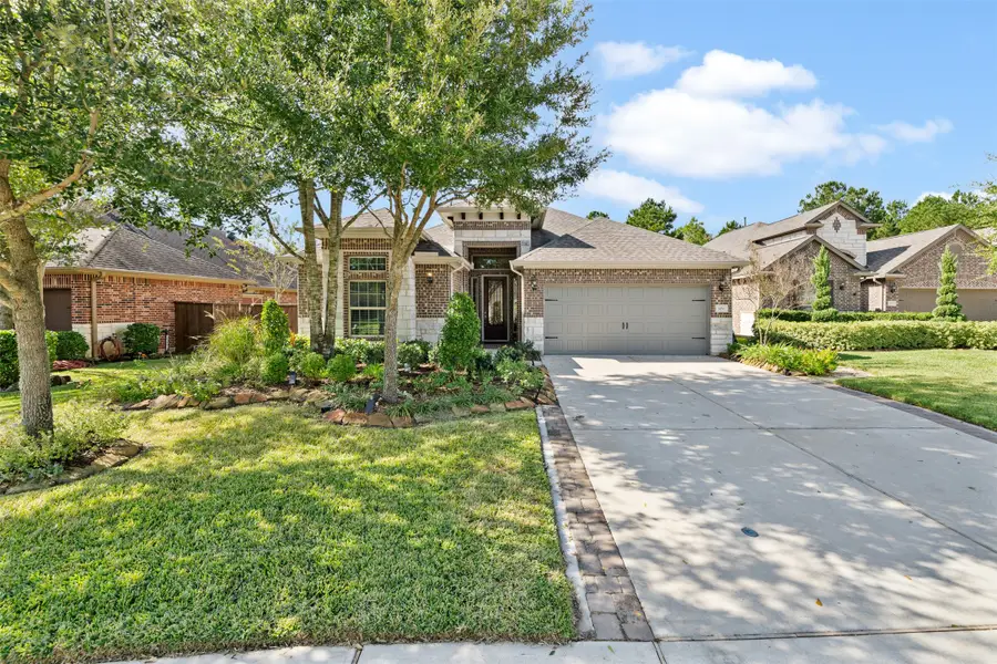 109 Crinium Lily Court, Montgomery, TX 77316 - Image #2