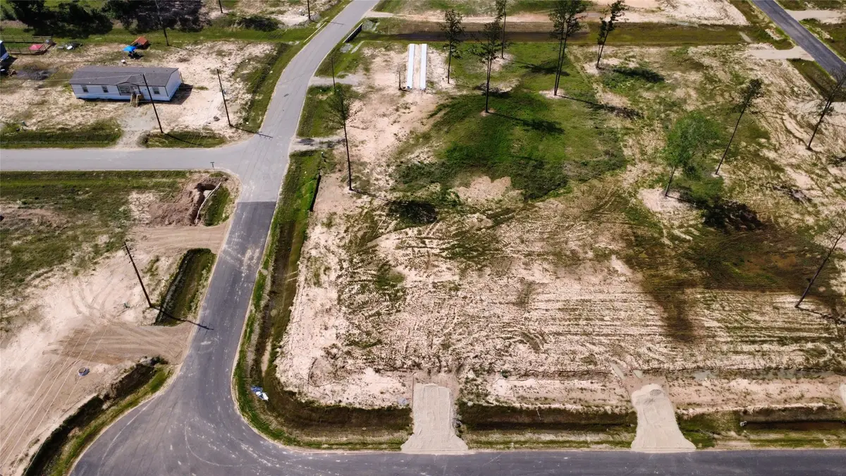 18382 Bunsen Drive, Conroe, TX 77306 - #1