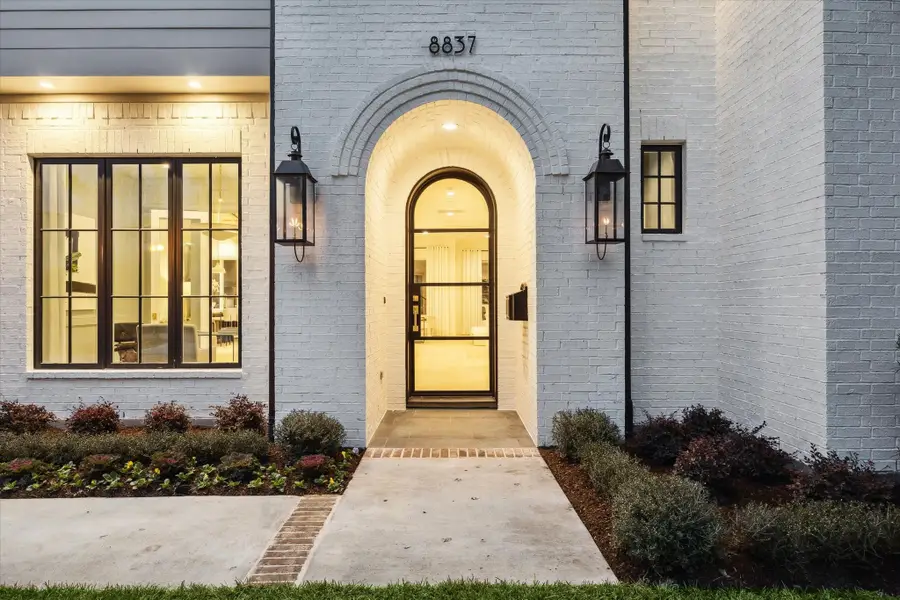 8837 Larston Street, Houston, TX 77055 - Image #2