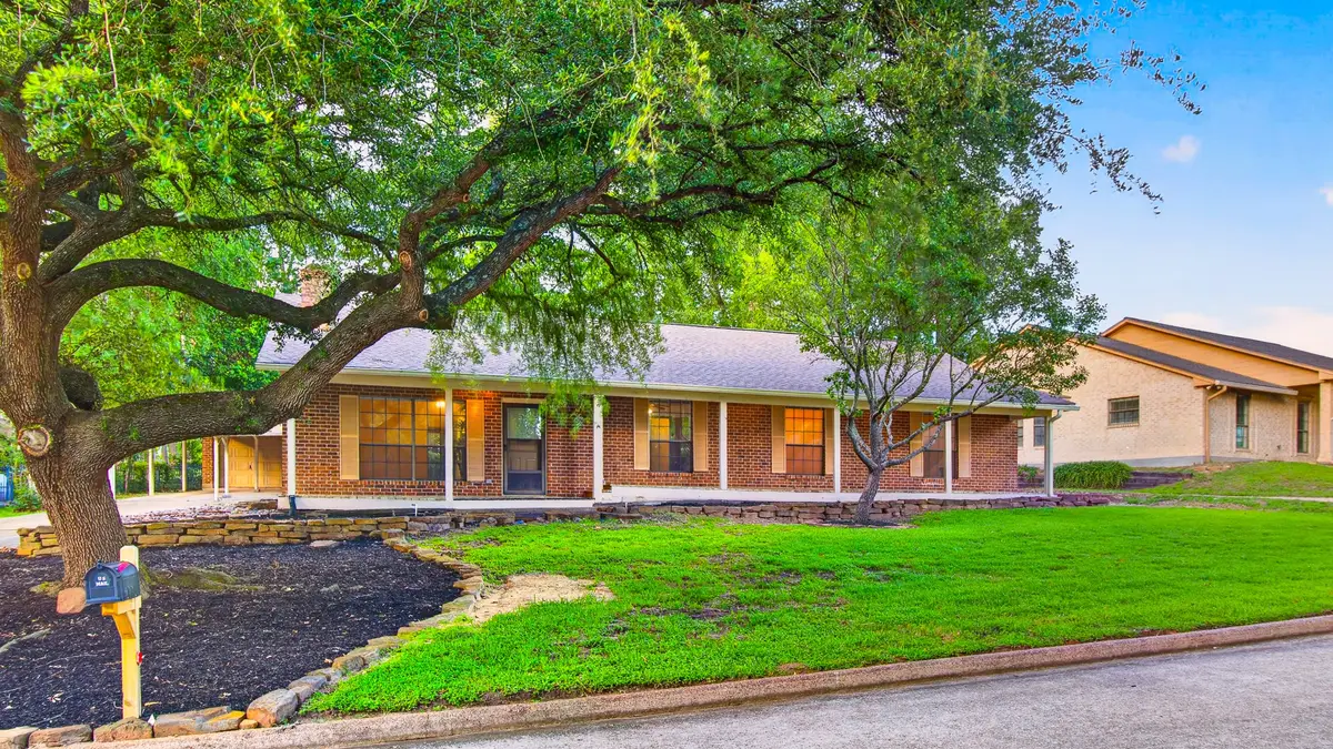 107 Greenbriar Drive, Conroe, TX 77356 - #1