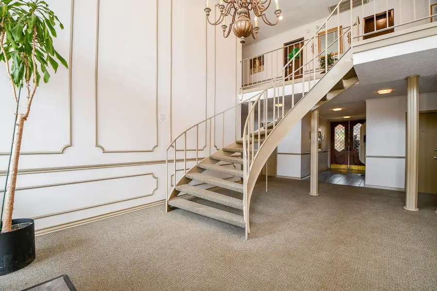 2824 Briarhurst Drive #9, Houston, TX 77057 - #2
