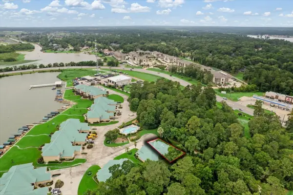 185 W Palm Boulevard, Montgomery, TX 77356