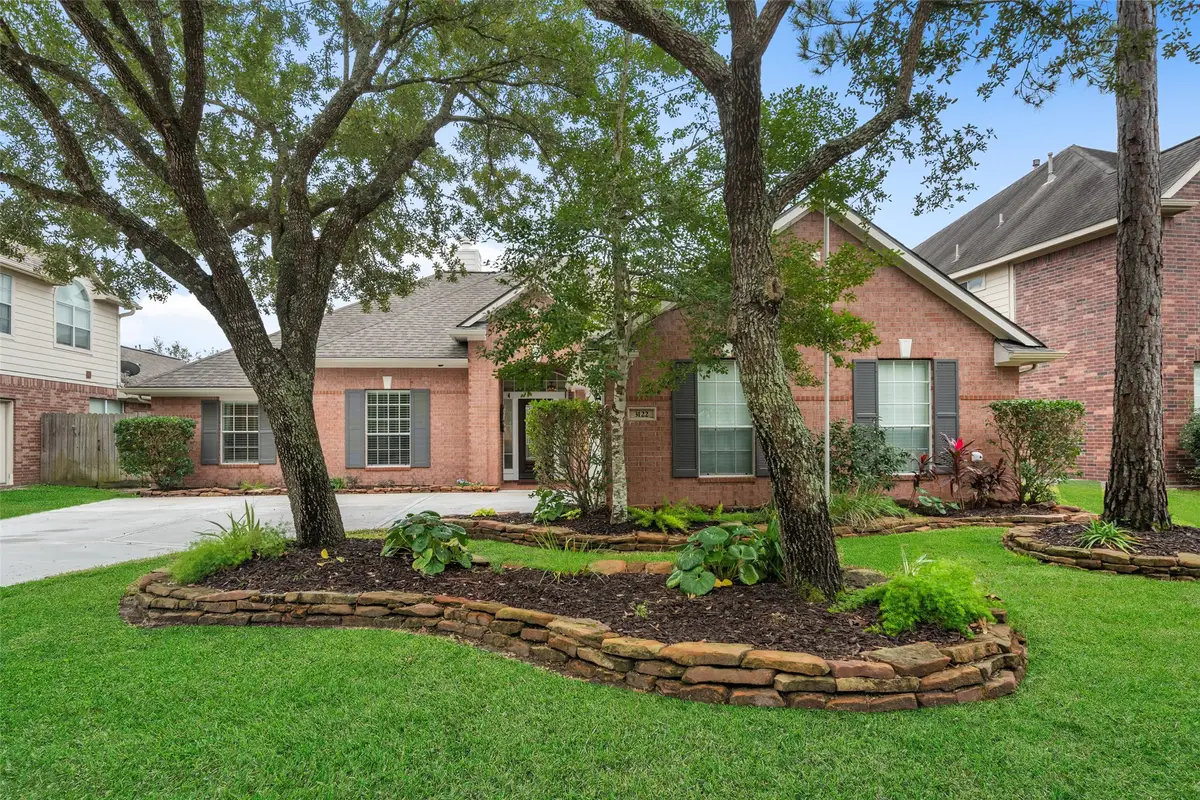 3122 Indian Summer Trail, Friendswood, TX 77546 - Image #1