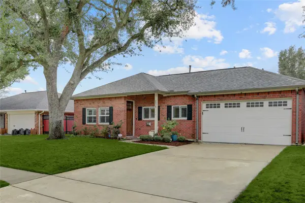 2418 Lazybrook Drive, Houston, TX 77008