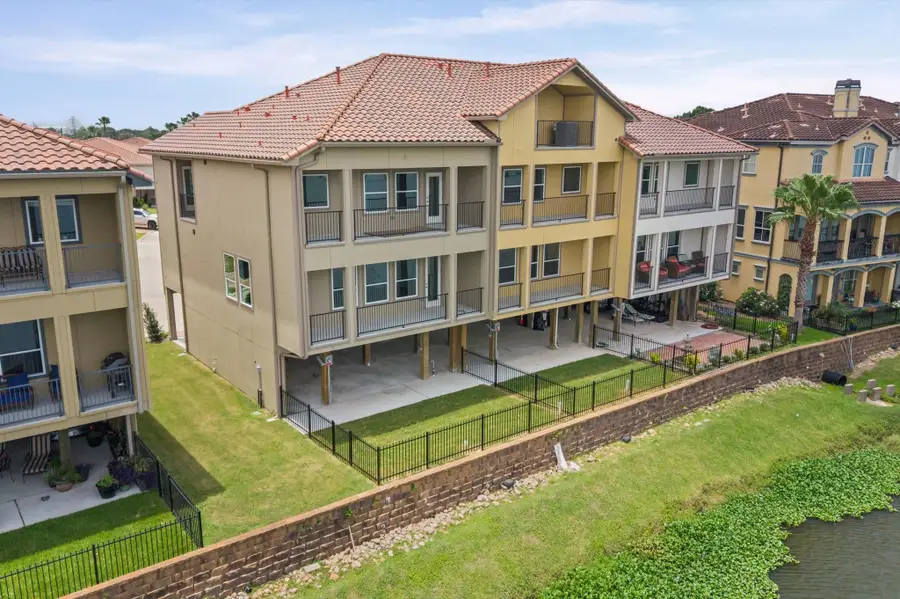 35 Armand Shore Drive, Pasadena, TX 77058 - #2
