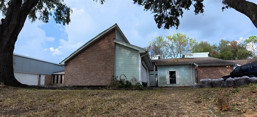 1858 Hilton Head Drive, Missouri City, TX 77459 - Image #2