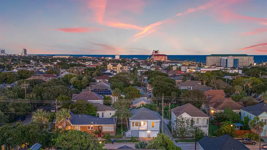 1812 27th St Street, Galveston, TX 77550 - #2