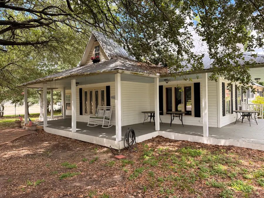 313 S Main Street, Jewett, TX 75846 - #2