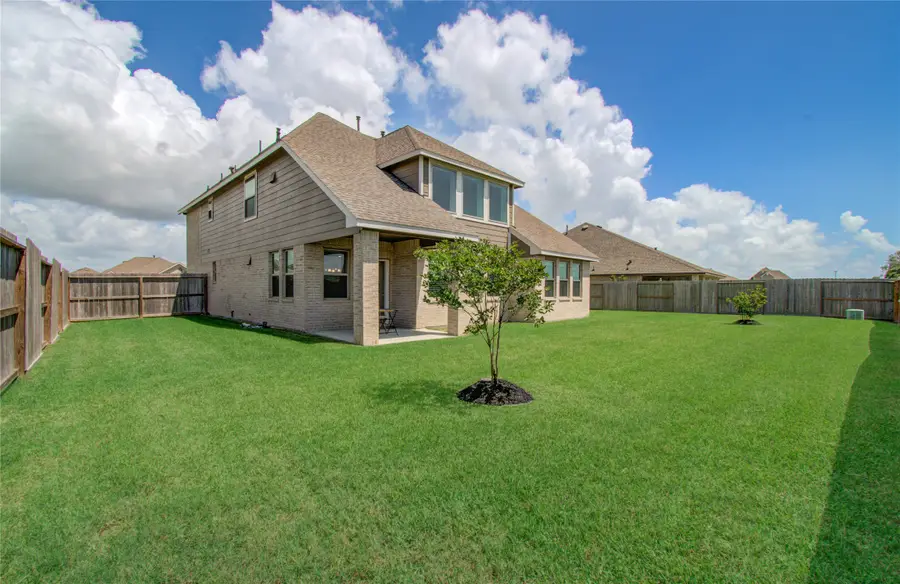 7406 Oakmont Avenue, Monterey Belvieu, TX 77523 - #3