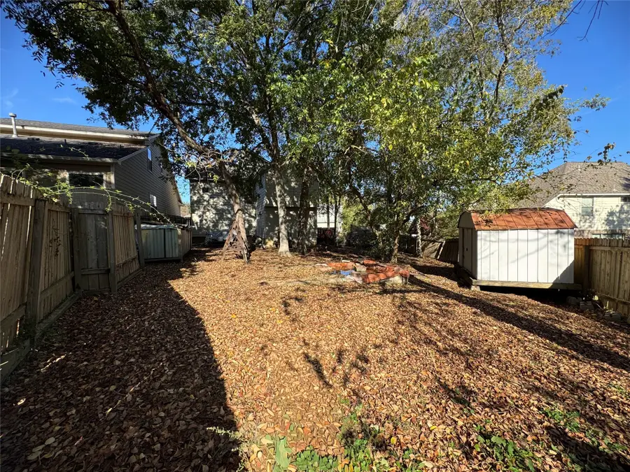 107 Harbour Town Lane, Montgomery, TX 77356 - Image #3