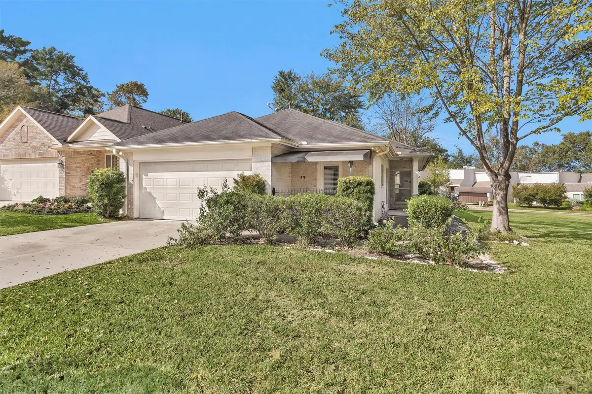 106 Fairway View Court, Conroe, TX 77356 - Image #1
