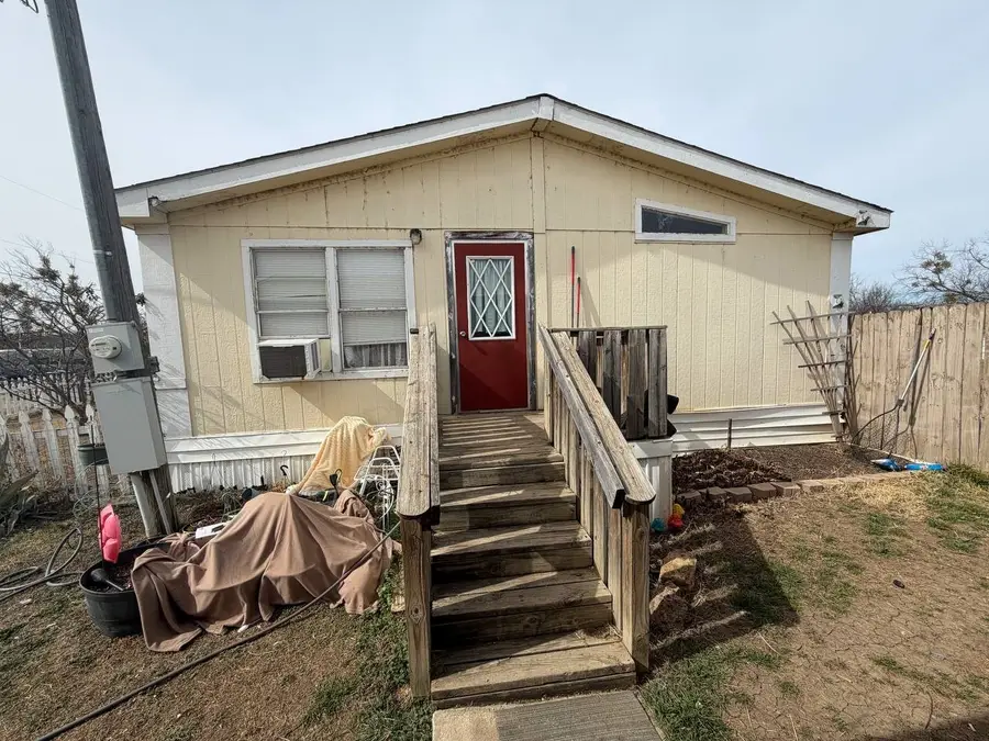 1310 W 6th Street, Breckenridge, TX 76424 - #3