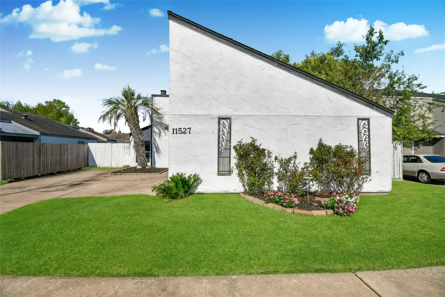 11527 Deep Meadow Drive, Houston, TX 77064 - Image #2