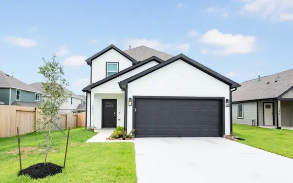 14011 Mount Hunter Drive, Willis, TX 77318