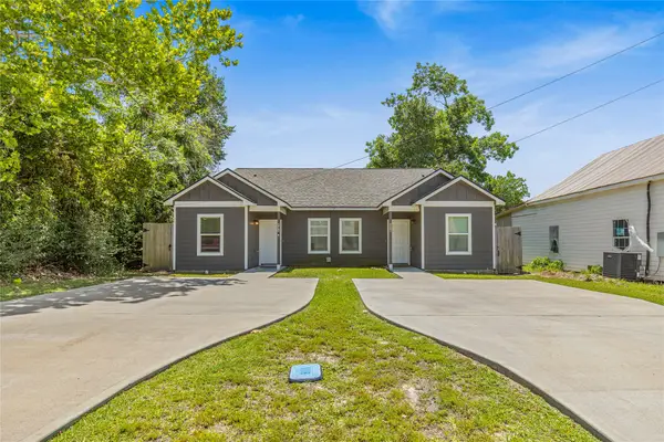 405 W Worsham Street, Willis, TX 77378