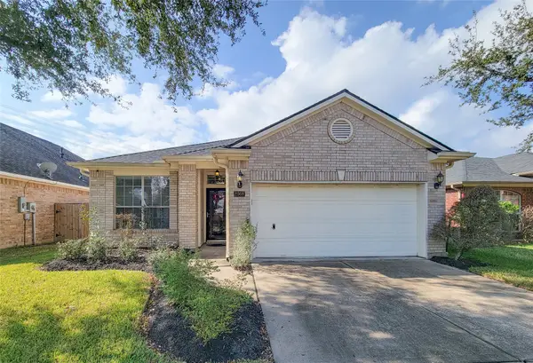 2908 Morning Brook Way, Pearland, TX 77584