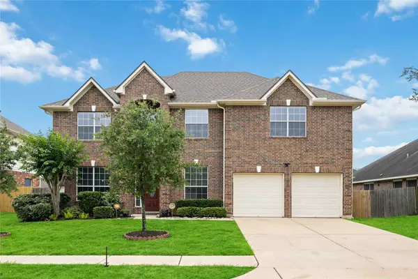 3605 Canterbury Park Drive, Pearland, TX 77584