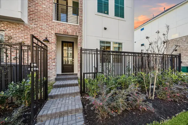 3083 Hicks Street, Houston, TX 77007